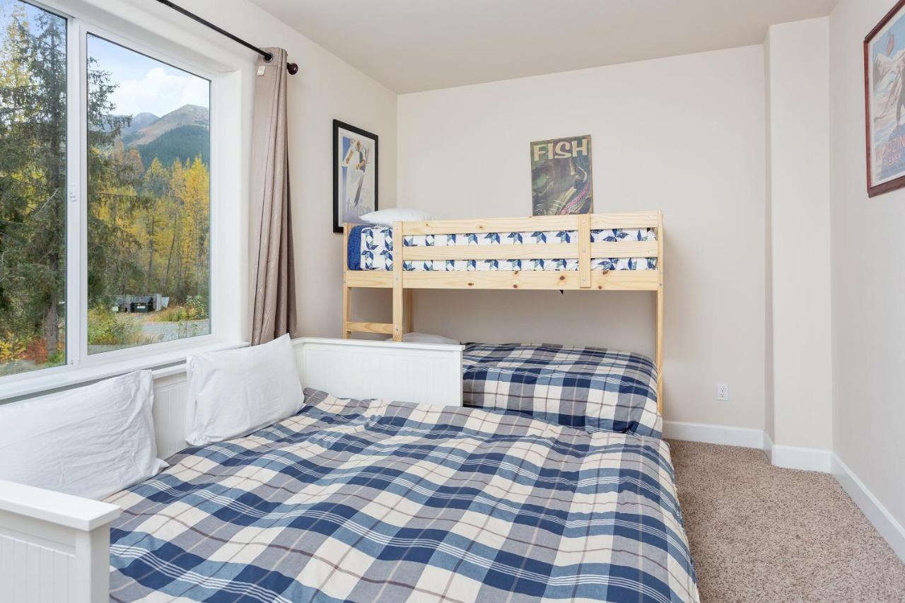 Glacier Creek Girdwood Exterior photo